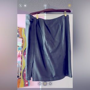 100 % Leather Skirt